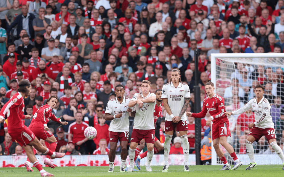 都体：两家沙特俱乐部有意迪巴拉，但球员想留在欧洲主流联赛