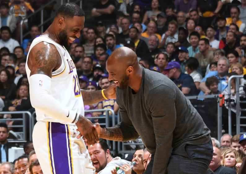 电竞粉丝大会吸引超5万观众