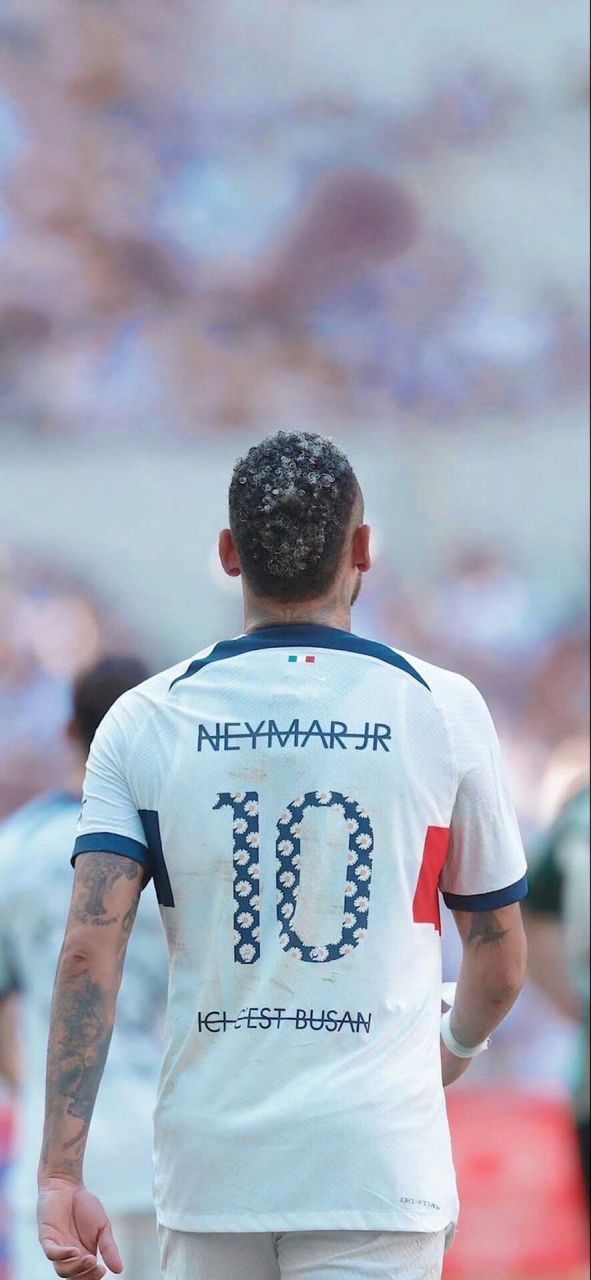 阿斯：皇马不满阿隆索对维尼修斯的态度，以及弃用平图斯